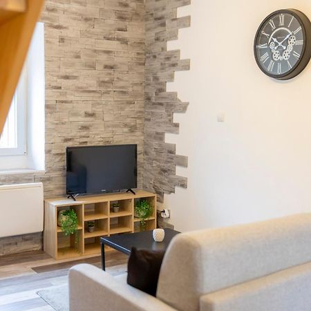 T2 Contemporain Idealement Situe Briancon  Exterior photo